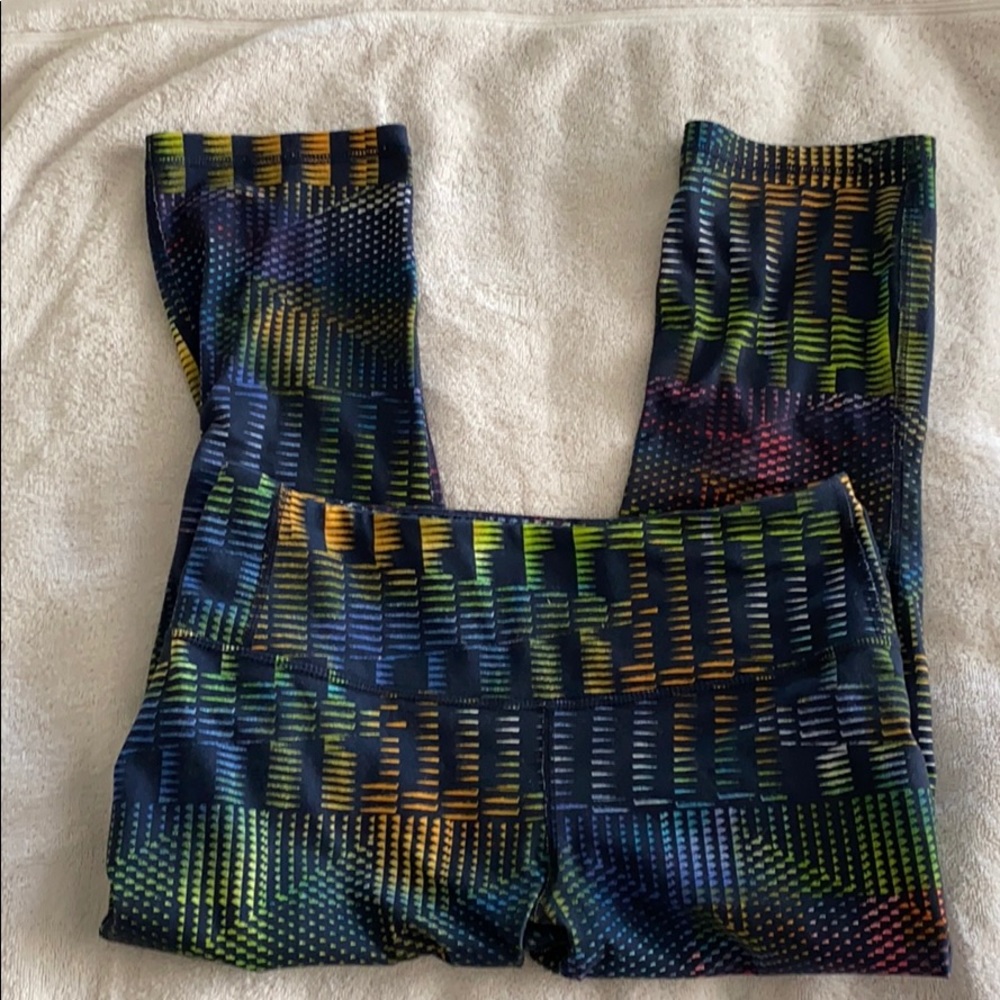 Patagonia 3/4 length workout leggings